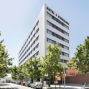 Otel 4, Barselona